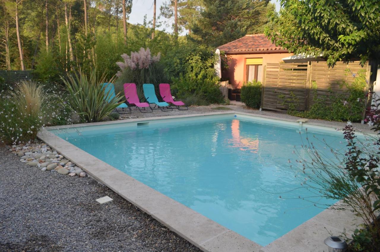 Gîte Les Esparrus Villecroze Exterior foto